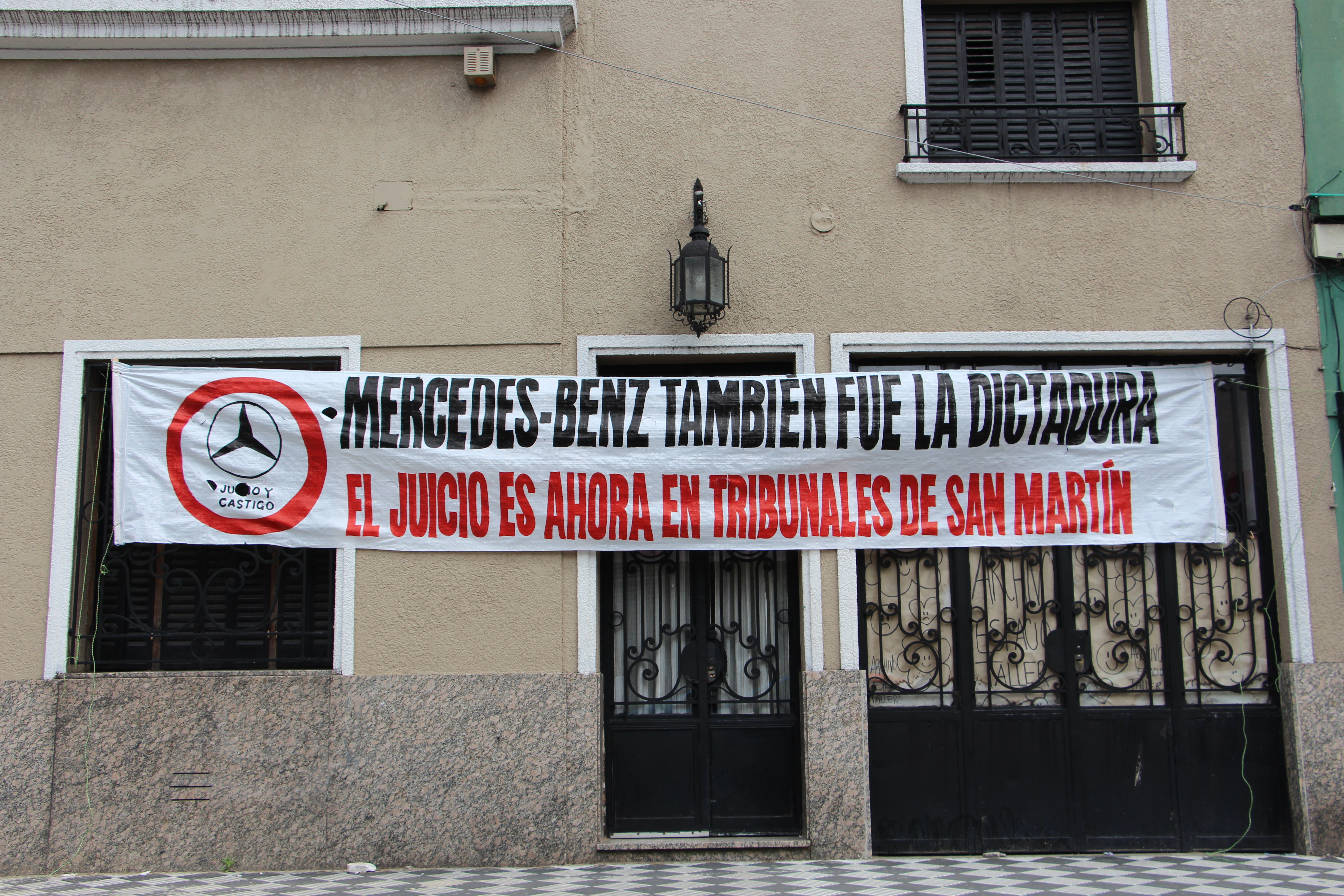 Mercedes Benz también fue la dictadura